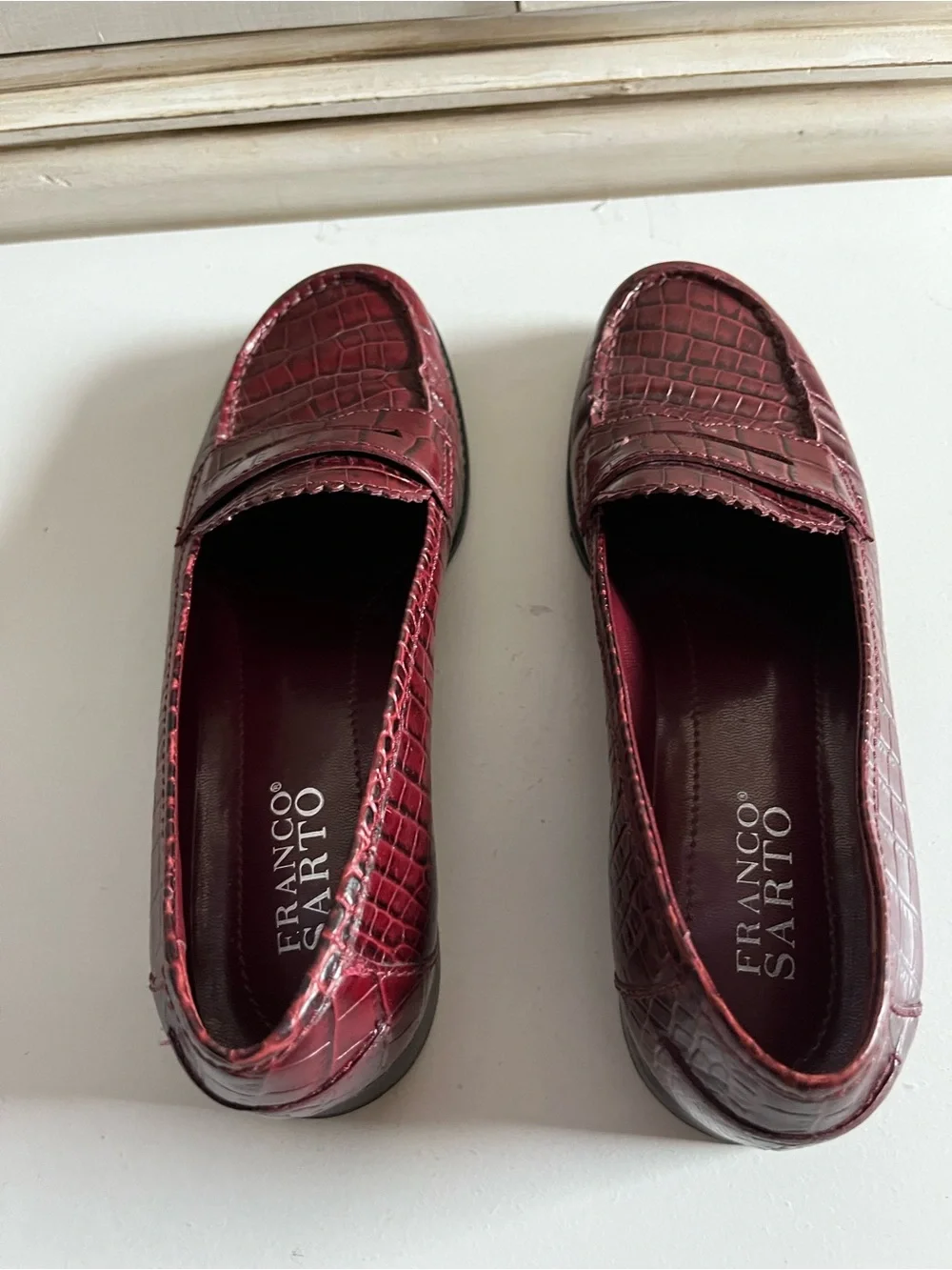 Franco Sarto Burgundy Genuine Crocodile-Embossed Leather Penny Loafers 7.5